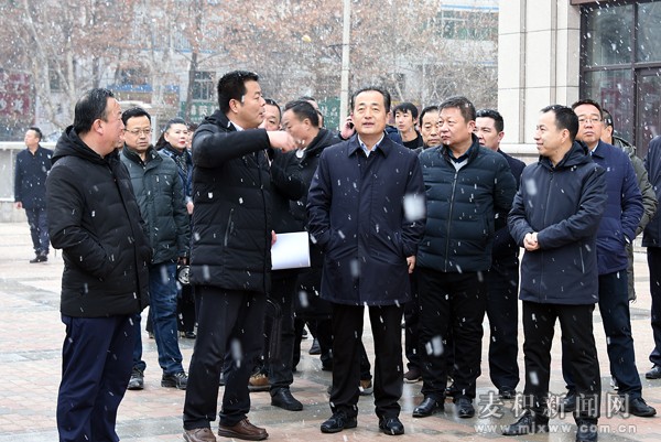 成少平帶隊督查調研橋南商場片區(qū)開發(fā)改造運營等情況并召開專題辦公會議