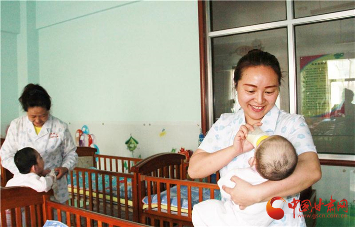 【三八特刊·最美媽媽】無私之愛 相伴成長(zhǎng)