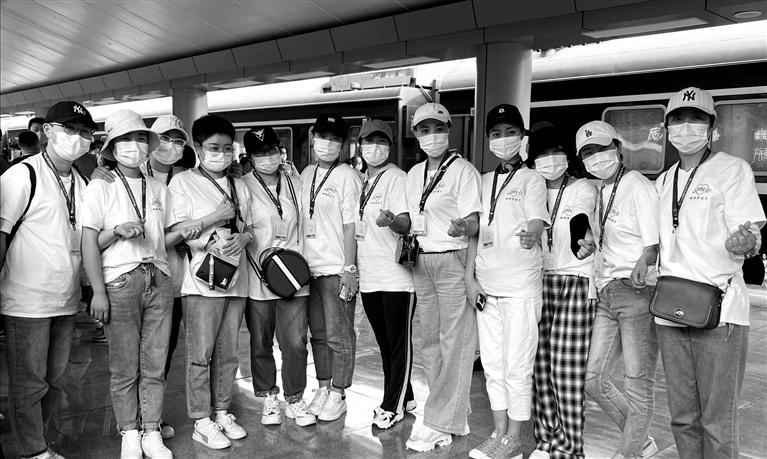 首批200名白衣天使！甘肅文旅致敬醫(yī)務(wù)人員健康休養(yǎng)活動(dòng)開(kāi)啟