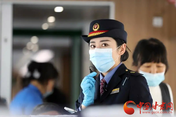 農(nóng)歷小年火車票今起開搶！這些信息你要知道