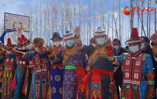 肅南：分紅啦分紅啦！南溝村村民喜領(lǐng)43.3萬元