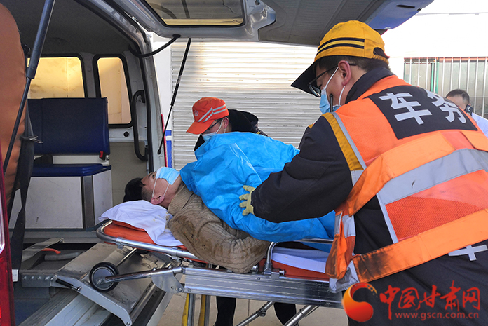 19分鐘緊急救援，永登車站為旅客開辟生命通道