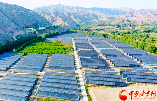 【奮斗百年路 啟航新征程 脫貧攻堅答卷】以村為家，把貧困戶當家人——記全國脫貧攻堅先進個人錢有