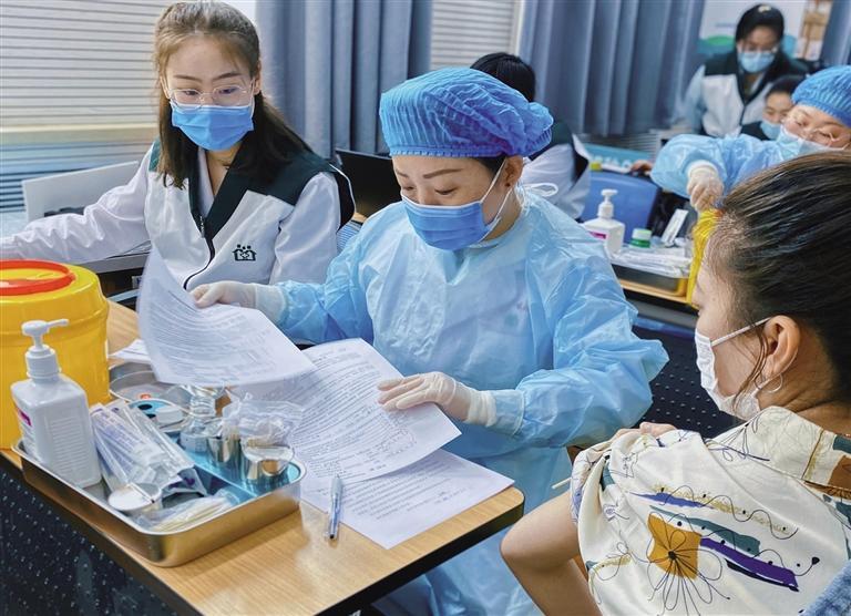 城關(guān)區(qū)疫苗接種開啟加速模式 到6月9日第一針劑接種達(dá)到44.1萬(wàn)劑次