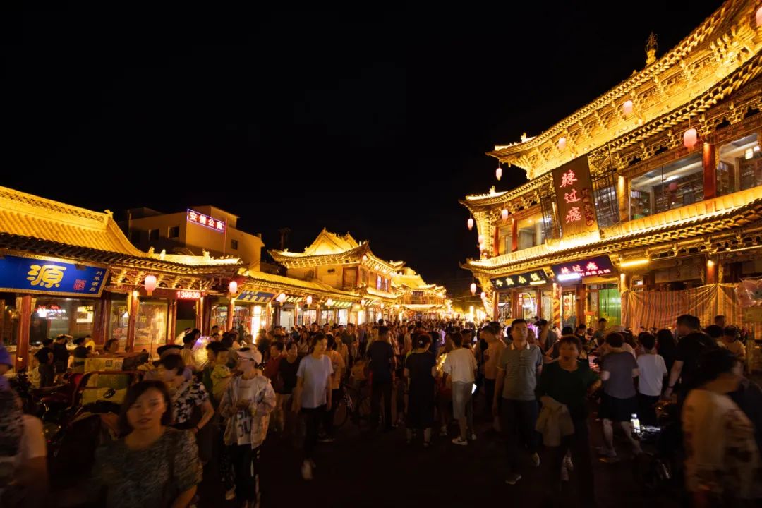 古風(fēng)、華美、浪漫、美味……現(xiàn)實(shí)版“清明上河圖”，就在這里！