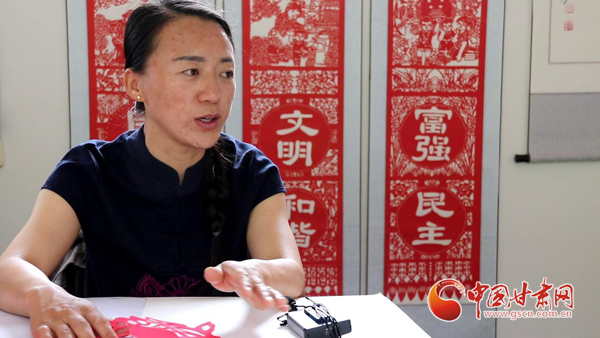 【蘭大新聞學(xué)子重走西北角】非遺剪紙筑夢新時(shí)代