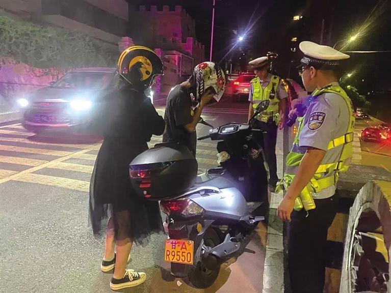 蘭州市開(kāi)展大排量摩托車(chē)交通行為集中整治行動(dòng) 嚴(yán)查飆車(chē)非法改裝等交通違法行為