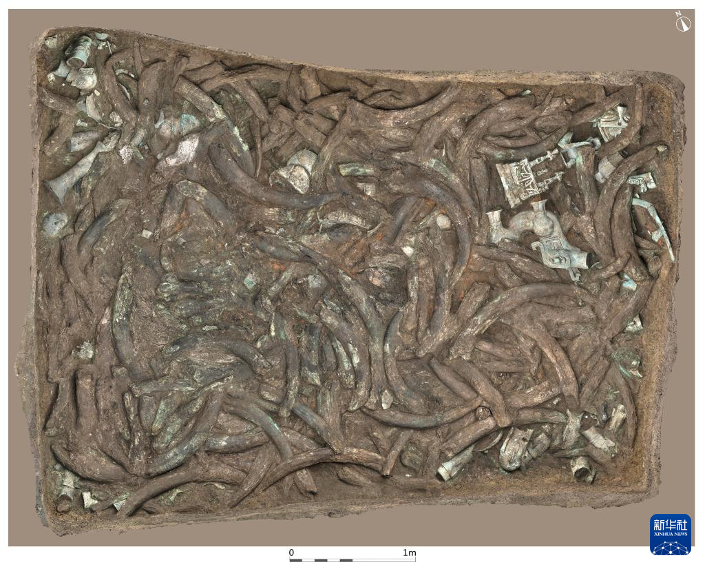 四川廣漢市三星堆商代遺址八號(hào)坑（資料圖）。