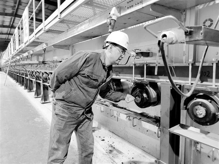 高溫下的堅(jiān)守，讓世界變得更“透明”