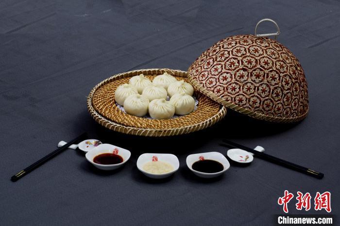 圖為甘肅臨夏回族自治州美味——河州包子。(資料圖) 臨夏州委宣傳部供圖