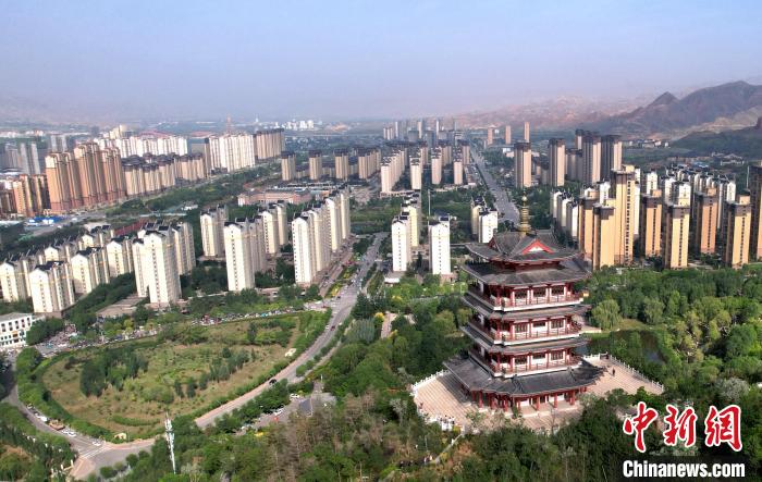 圖為“南涼古都”樂(lè)都朝陽(yáng)山片區(qū)的今朝。　薛蒂 攝