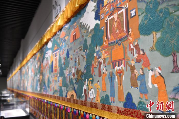 8月20日，“塔影河聲吉祥千年——涼州會(huì)盟暨蘭州與武威文物聯(lián)展”在蘭州市博物館開展。戴文昌 攝